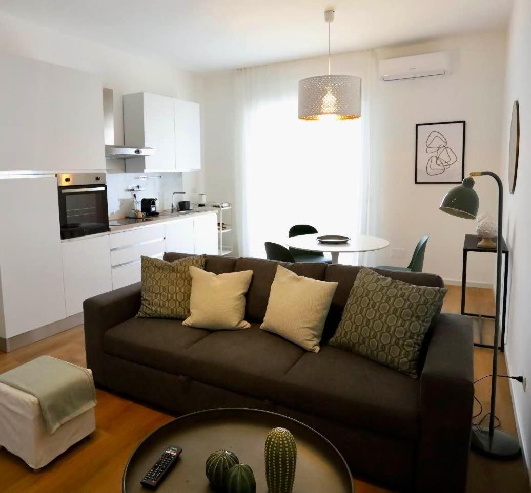 Lapigna Apartment วาเลนซาโน ภายนอก รูปภาพ