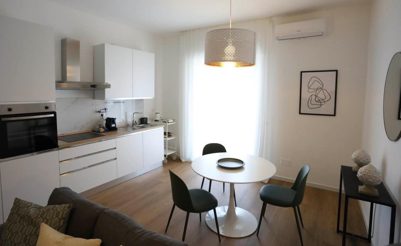 Lapigna Apartment วาเลนซาโน ภายนอก รูปภาพ